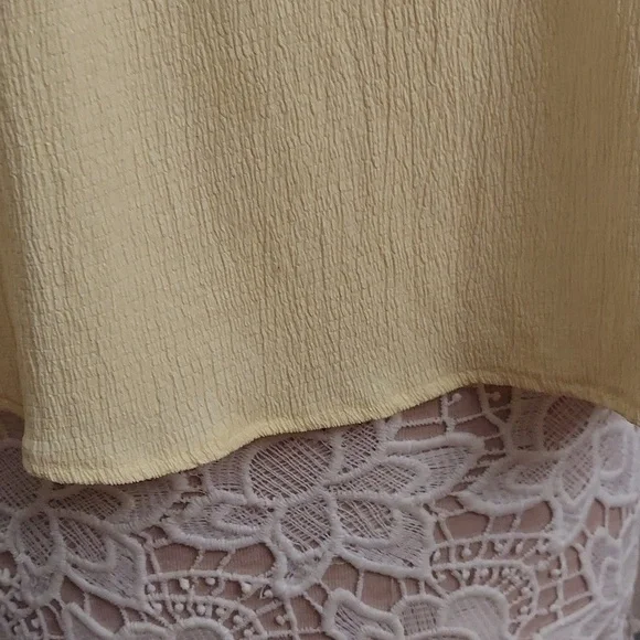 OLIVIA SKY Yellow Gauzy Pullover Tank Top - Picture 4 of 9